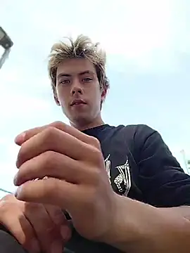 Chat XXX en directo de TishkaMay