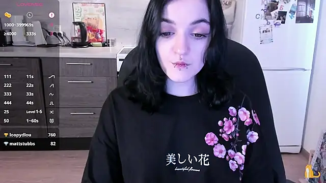Chat XXX en directo de lina__tyaaan