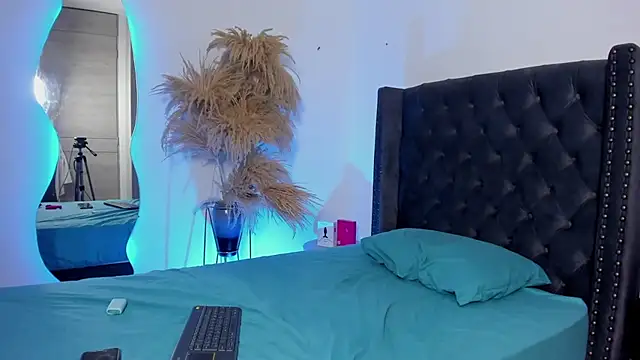 XXX chat uživo modela Izan_Ross