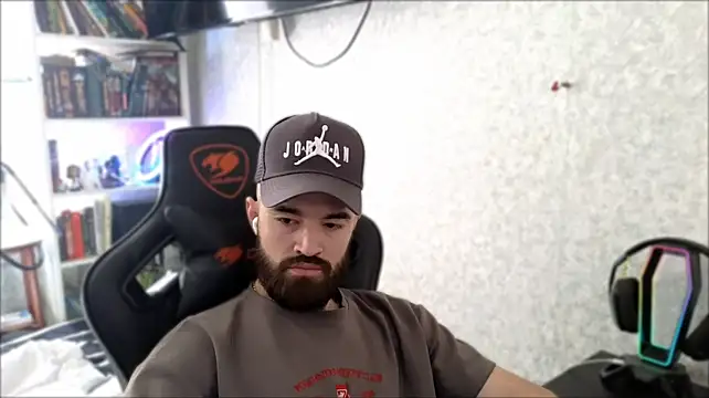 Chat XXX en directo de _Serious_Man