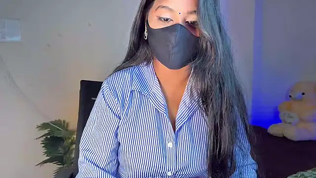 Czat XXX na żywo – Pinku_shine