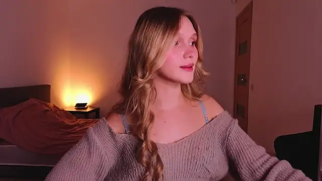 AdelineCrash's Live XXX Chat