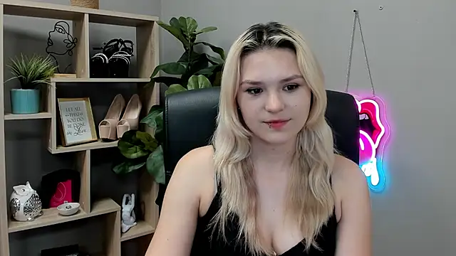 Chat +18 de SweetLilyxo ao vivo