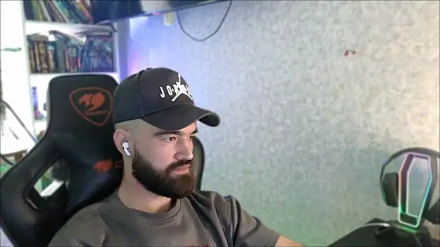 Chat +18 de _Serious_Man ao vivo