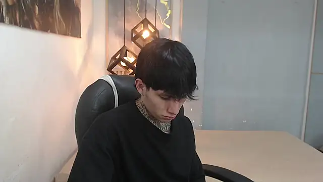 Cry_therealのライブXXXチャット