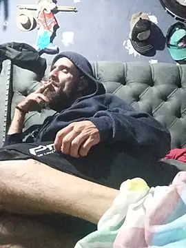 hairy_mannn Adlı Modelin Canlı XXX Sohbeti