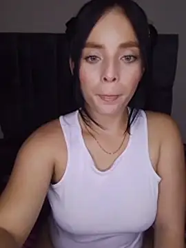 צ'אט XXX בשידור חי של Martinarizzy