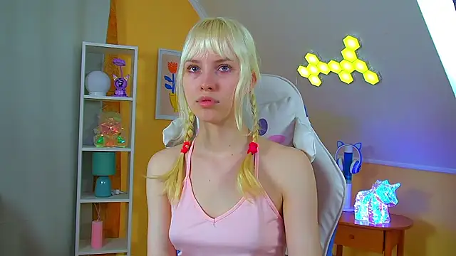 HannahHollis Adlı Modelin Canlı XXX Sohbeti