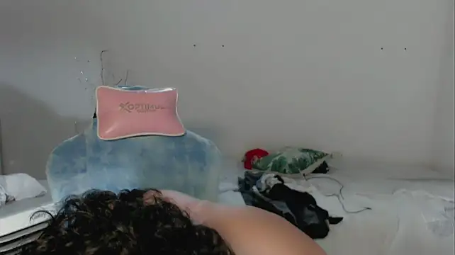 הופעת וובקאם של FUNNY_DICK_