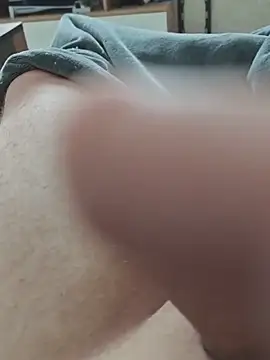 BoredGermanDick Live XXX-Chat
