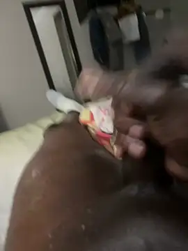 1HOEBOSS XXX чат на живо