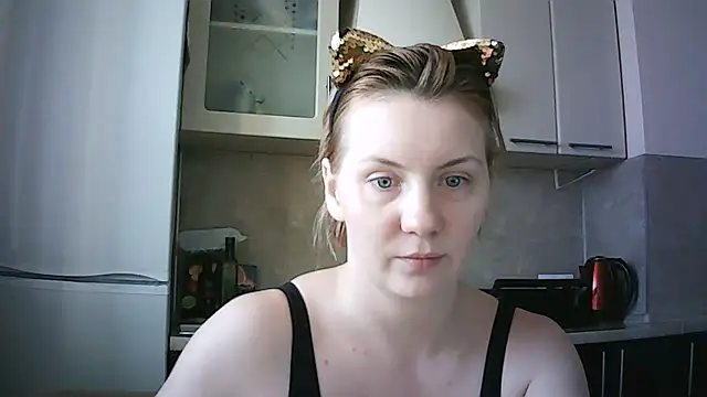 Lunesai's Live XXX Chat