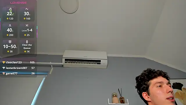 Ryan_Rowdy Chat XXX in diretta