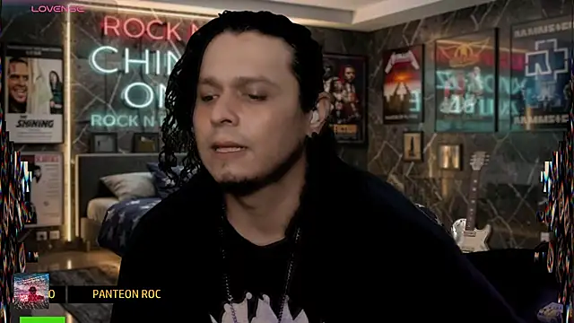 chino_roz Chat XXX in diretta