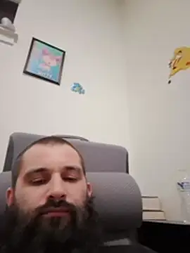 hungandnerdy420's Webcam Show
