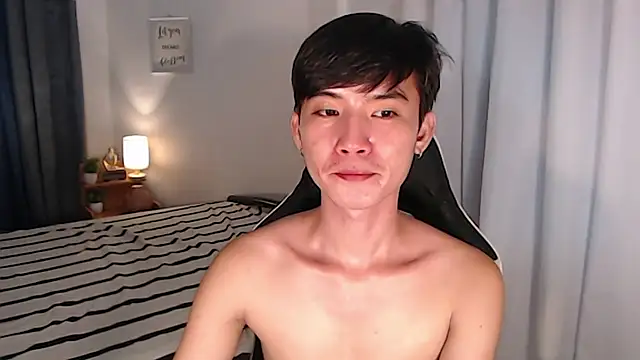 asian_dai Pertunjukan Webcam