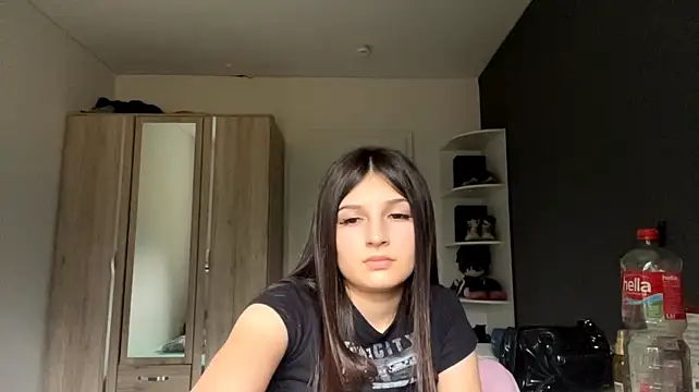 SpanishRooter Live XXX Chat