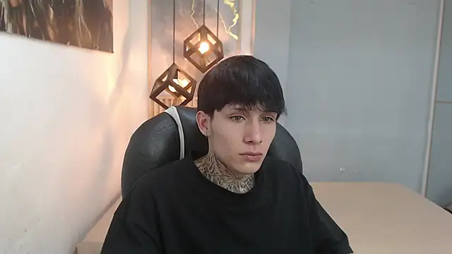 Cry_thereal: онлайн-секс-чат