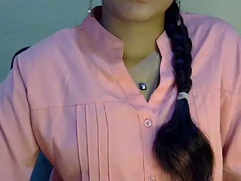 Shab_M Adlı Modelin Canlı XXX Sohbeti