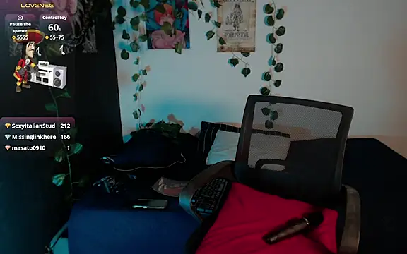 Chatroom XXX en direct de JohnnyJones_