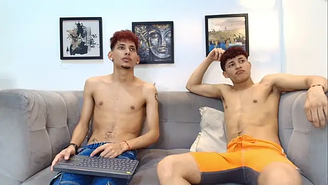 צ'אט XXX בשידור חי של YOUNG_BOYS_HELL