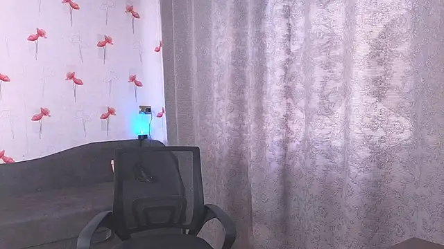 XXX chat uživo modela VictoriaGoddesss