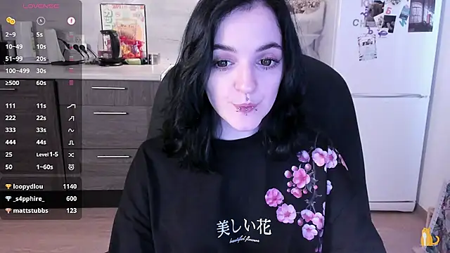 lina__tyaaan Chat XXX in diretta