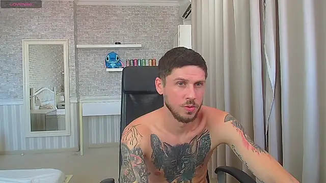 JonahShaw – Naživo XXX chat