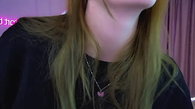 צ'אט XXX בשידור חי של AgataFoxley