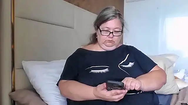 צ'אט XXX בשידור חי של sex2