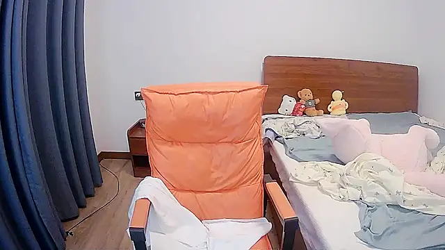 عرض كام SerafinaLi