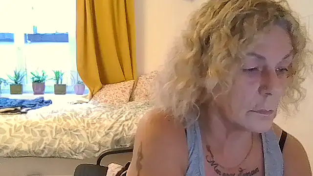 belgianshantie Chat XXX in diretta