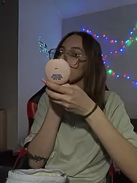 Nika_SweetHoney élő XXX-chatje