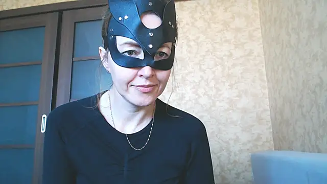XXX chat uživo modela NicoleEunice87