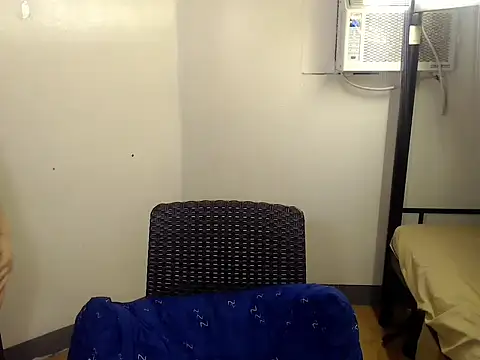 LAvender_18's Webcam Show