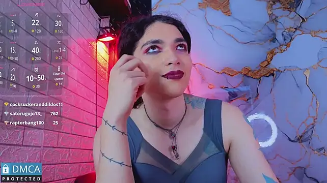MaeveKuro Show Webcam