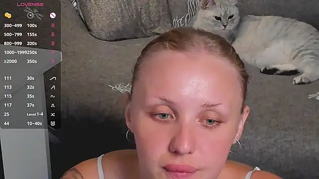 XXX chat uživo modela LianaFord