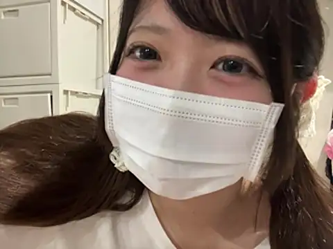 y-u-r-a-33 Live XXX-Chat