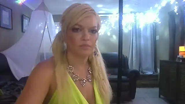 marilyn420 Live XXX-Chat