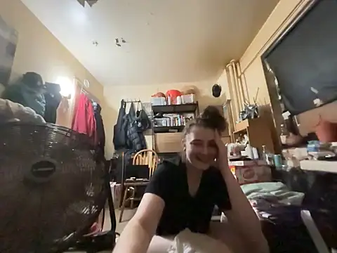Snowbunnycake_131's Live XXX Chat
