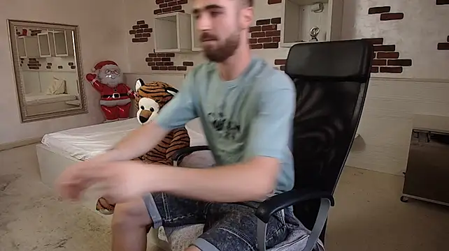 KyloEast's Live XXX Chat