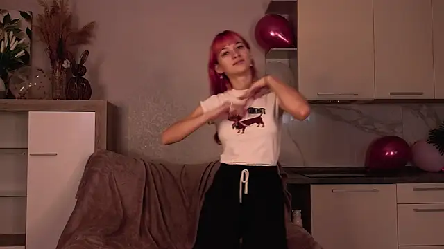 InternetGirlfriend Adlı Modelin Canlı XXX Sohbeti