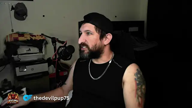Chat XXX en directo de DevilPup75_