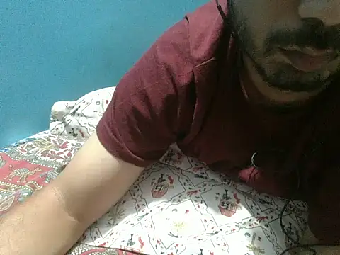Precumboner লাইভ XXX চ্যাট