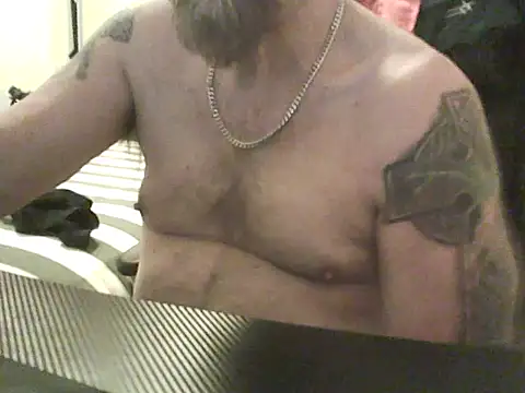 loudandproud's Live XXX Chat