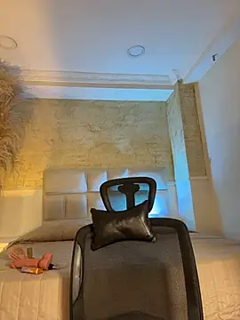 saracaball_n Live XXX chat