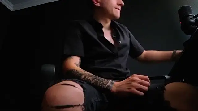 Czat XXX na żywo – FelixStarkk