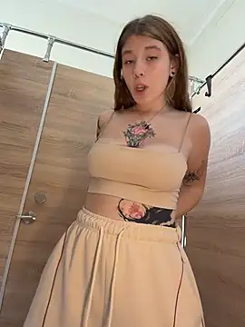 Živý XXX chat _NotYourSlut_