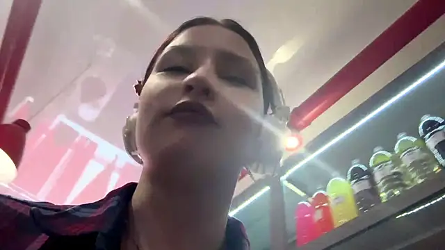 SuzanMoote Live XXX-chat