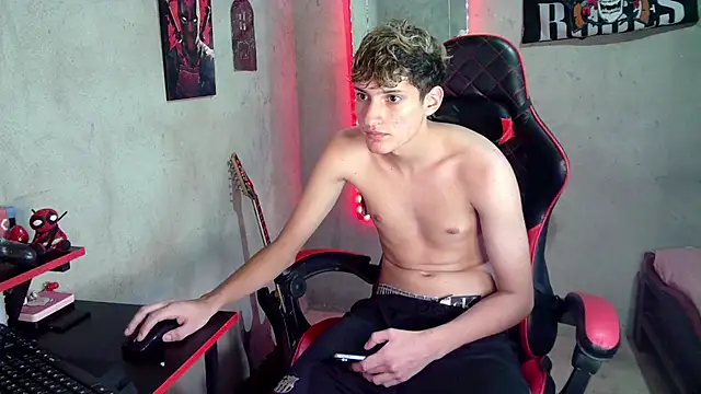 flaquito_junior Live XXX Chat